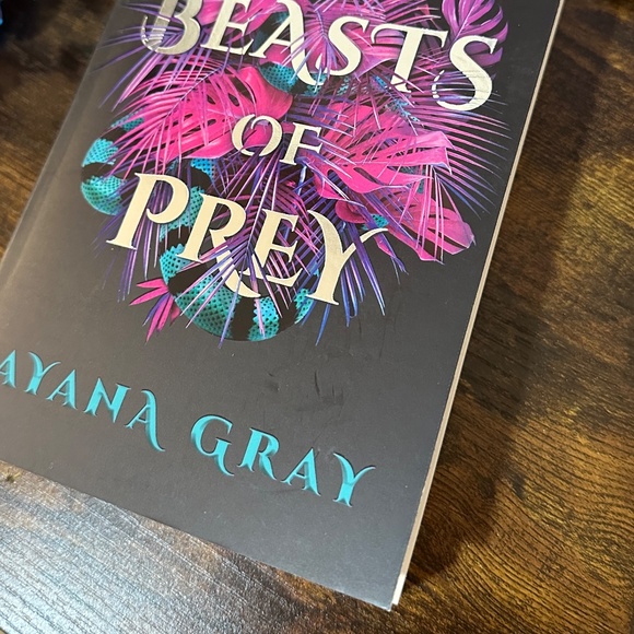 Fairyloot YA Box Exclusive Beasts of Prey by Ayana Gray - Picture 5 of 5